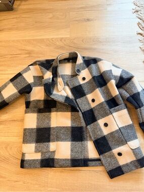 Banana Republic Black and Cream Buffalo Check Wool Coat
